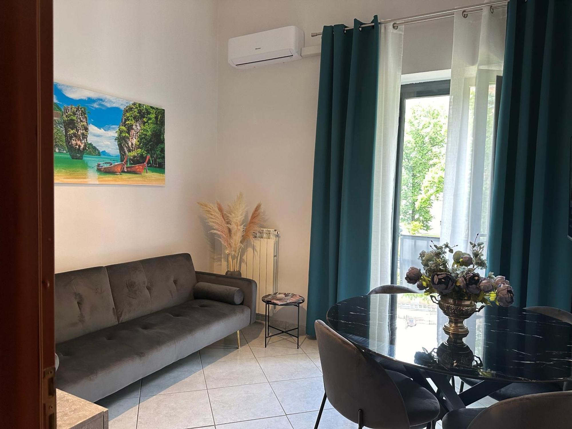 Royal Gardens Bed & Breakfast Caserta Ngoại thất bức ảnh