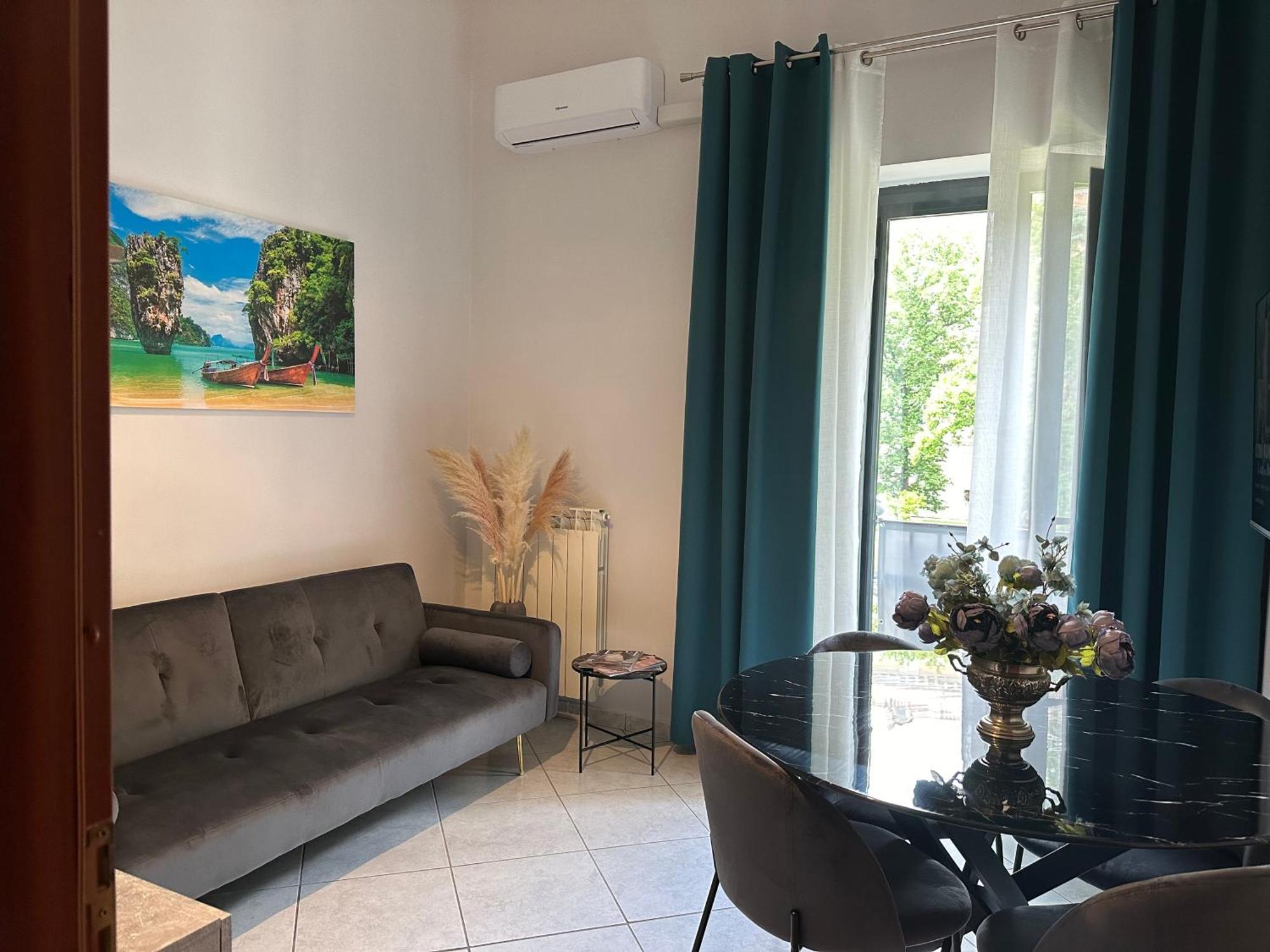 Royal Gardens Bed & Breakfast Caserta Ngoại thất bức ảnh